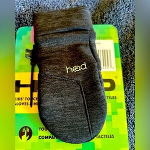 NWT Head mittens for kids XS